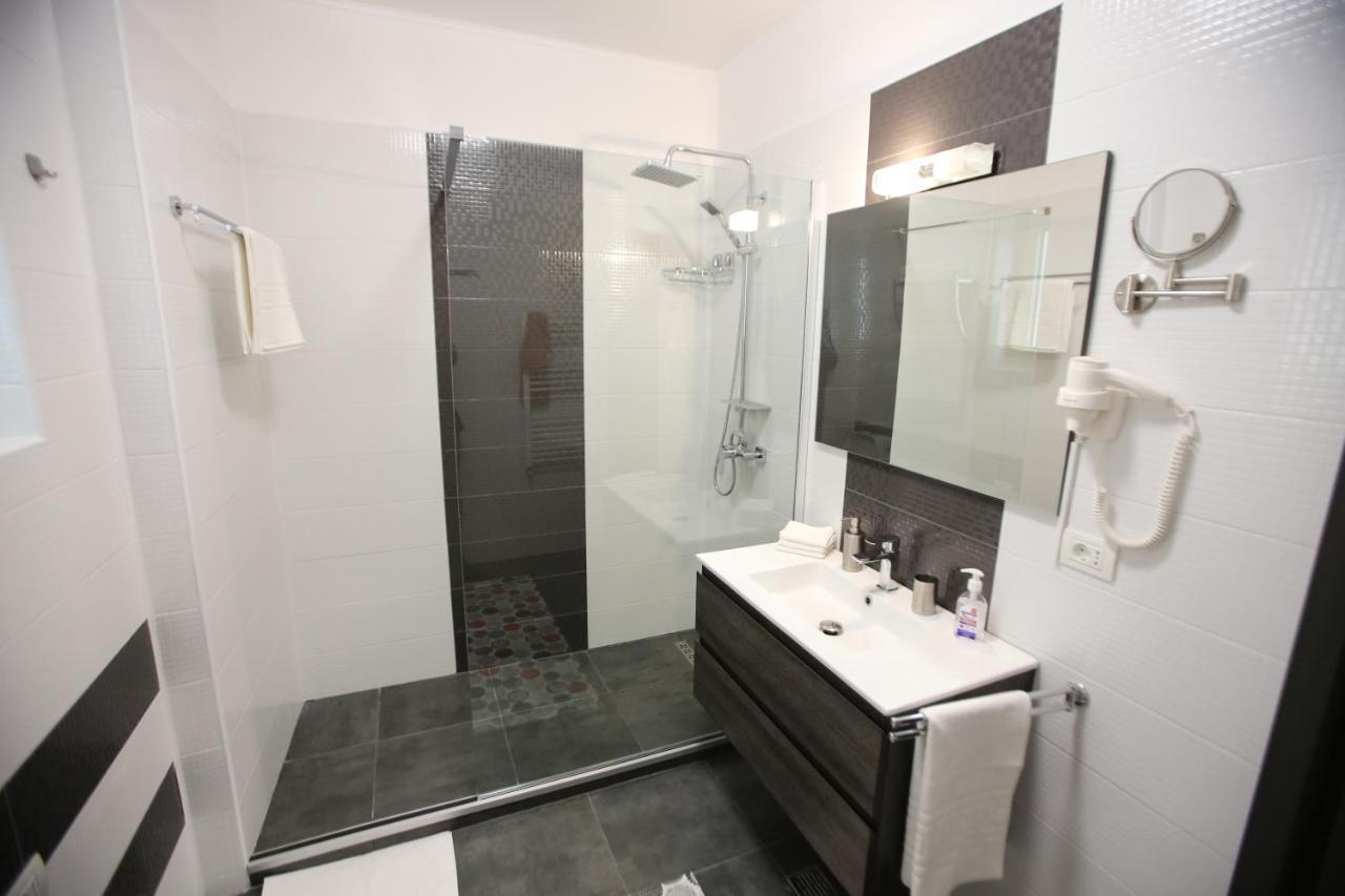 Premium Studios Mamaia Nord - Marea La 50M Năvodari Buitenkant foto