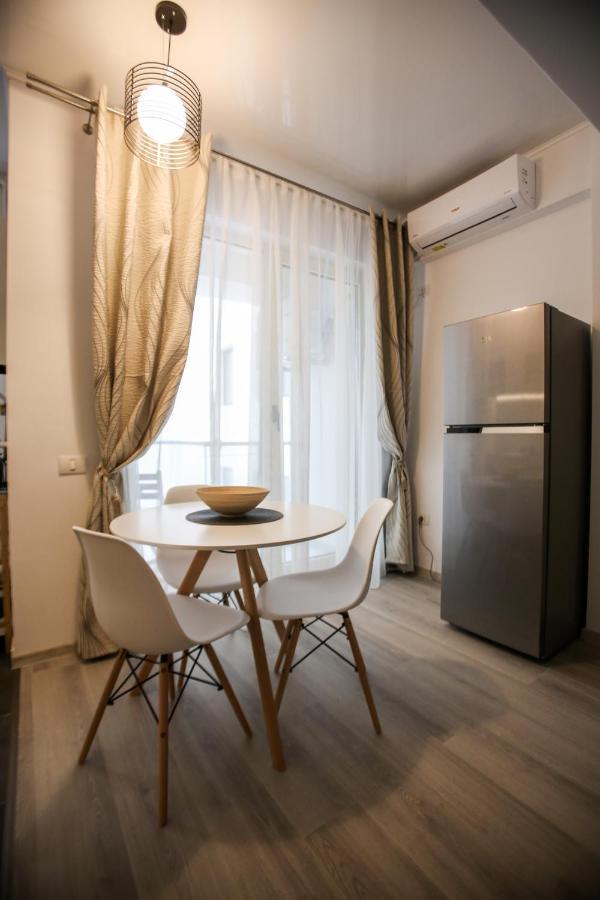 Premium Studios Mamaia Nord - Marea La 50M Năvodari Buitenkant foto
