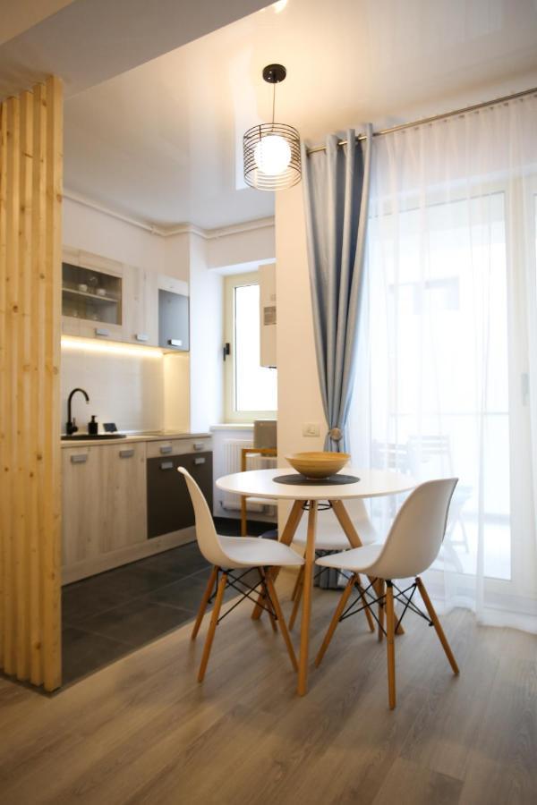 Premium Studios Mamaia Nord - Marea La 50M Năvodari Buitenkant foto